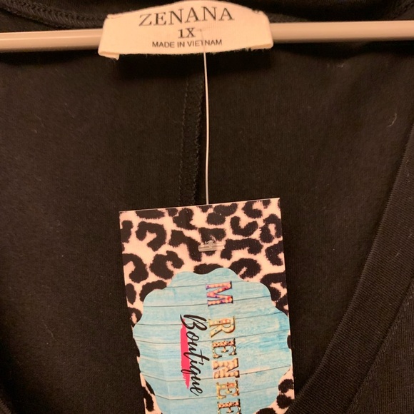 Zenana NWT 1x Black Long Sleeve V-neck Tunic Womens - Picture 2 of 3